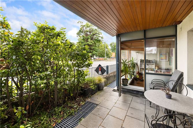 10 Glebe Hall, Kill Avenue, Dun Laoghaire, Co. Dublin