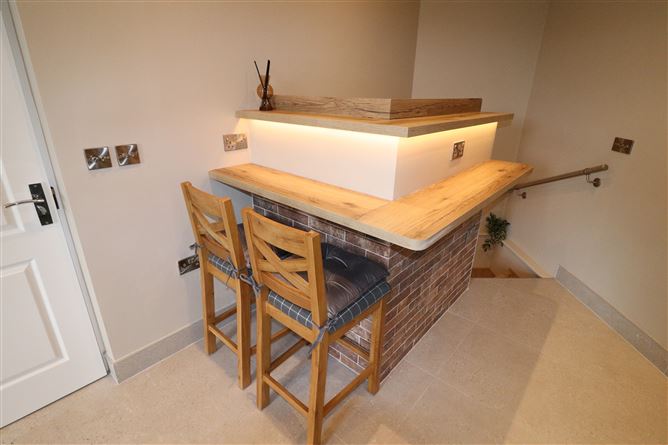 Photo 7 of 18 — Apt 5 Palliser House, Killaloe, Clare