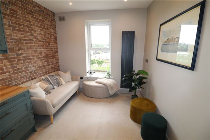 Apt 5 Palliser House, Killaloe, Clare