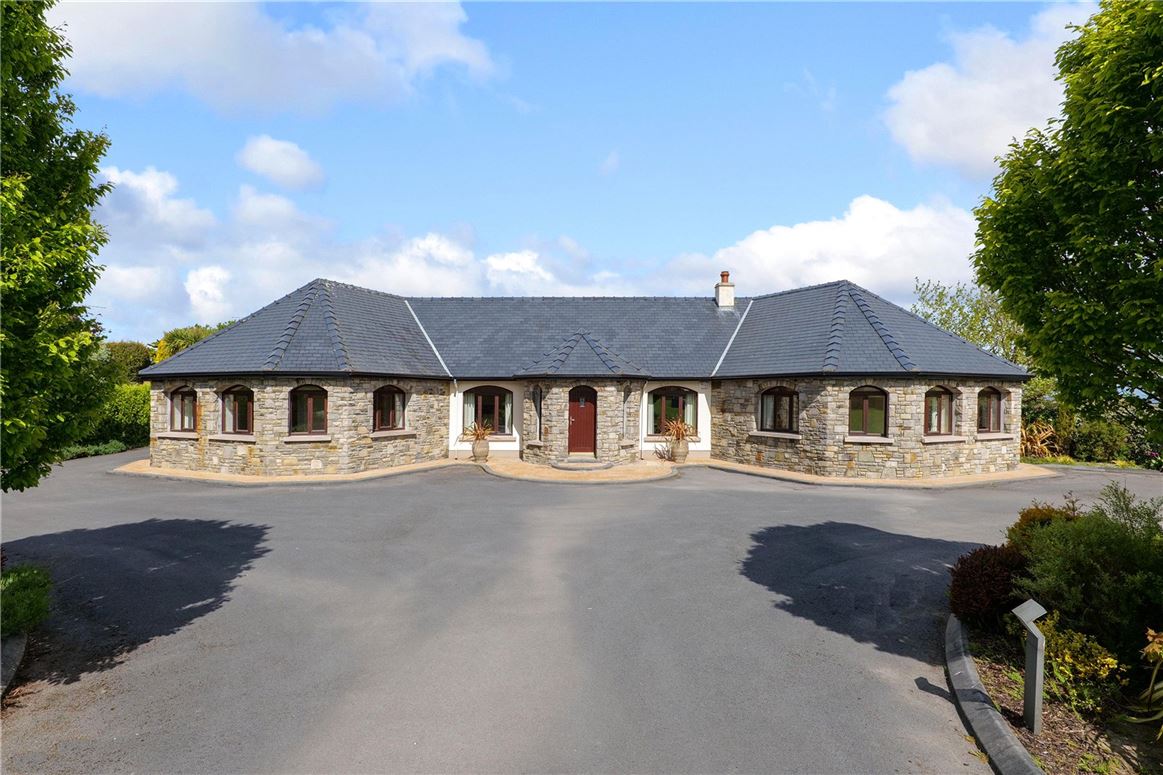 Radhairc Na Coiribe, Ballagh, Bushypark, Galway.