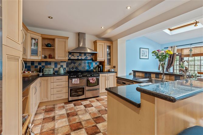 Photo 11 of 49 — 6 Forest Ridge, Doughcloyne, Wilton, Cork
