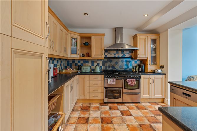 Photo 12 of 49 — 6 Forest Ridge, Doughcloyne, Wilton, Cork