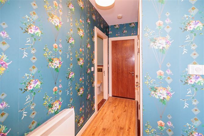 https://photos-a.propertyimages.ie/media/8/5/6/5008658/717a5eca-04b7-4272-ae15-1dc23f11cf3b_l.jpg