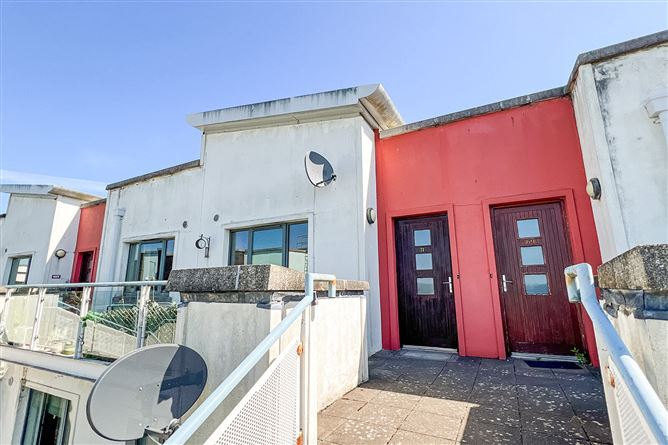 https://photos-a.propertyimages.ie/media/8/5/6/5008658/717a5eca-04b7-4272-ae15-1dc23f11cf3b_l.jpg