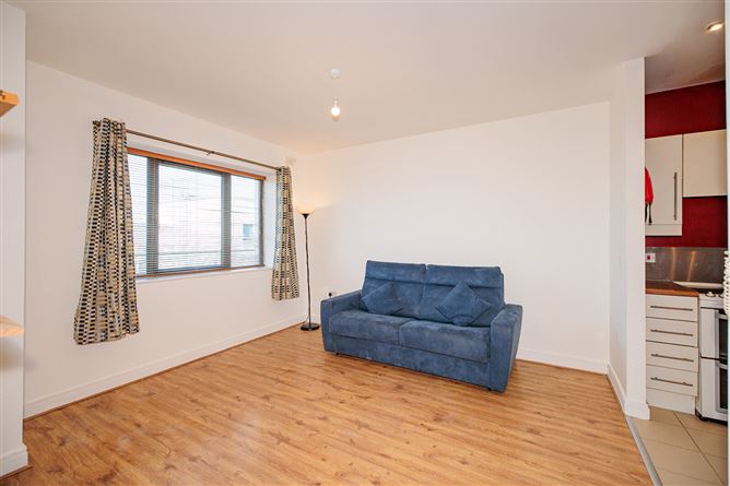 https://photos-a.propertyimages.ie/media/8/5/6/5008658/717a5eca-04b7-4272-ae15-1dc23f11cf3b_l.jpg