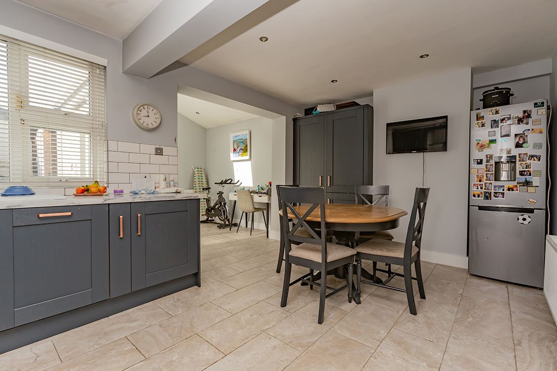 64 Walkinstown Avenue , Walkinstown, Dublin 12 David Ross Estate