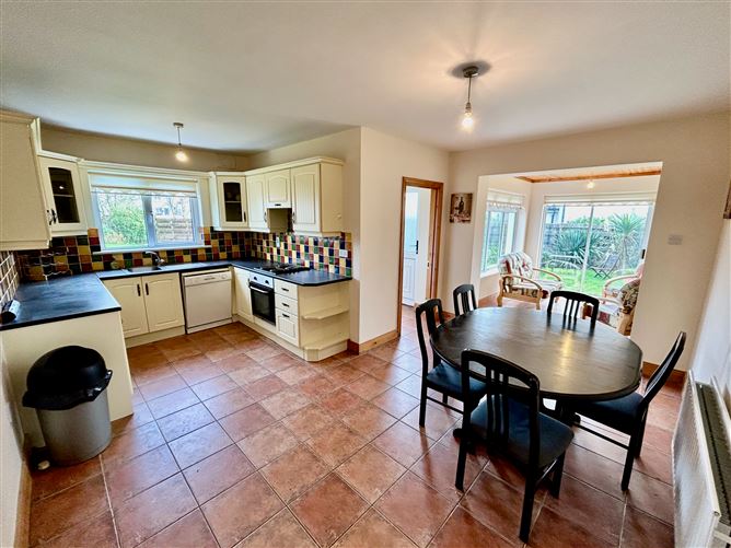 12 Beechwood Avenue, Rosslare Strand, Wexford