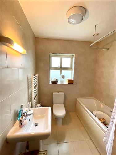 16 Hunters Wood, Ballyseedy, Tralee, Kerry