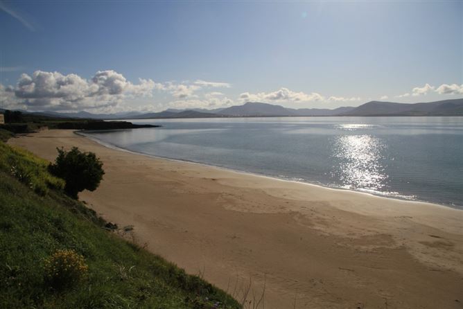 Dungeagan , Ballinskelligs, Kerry