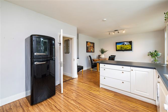 6 WALNUT AVENUE, COURTLANDS, Drumcondra, Dublin 9