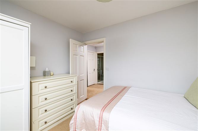 6 WALNUT AVENUE, COURTLANDS, Drumcondra, Dublin 9