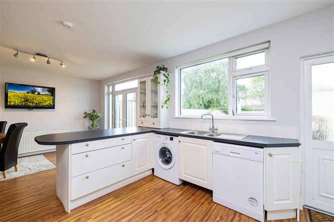 6 WALNUT AVENUE, COURTLANDS, Drumcondra, Dublin 9