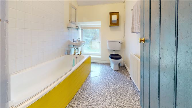 Ballinvegga Farmhouse, New Ross, Wexford