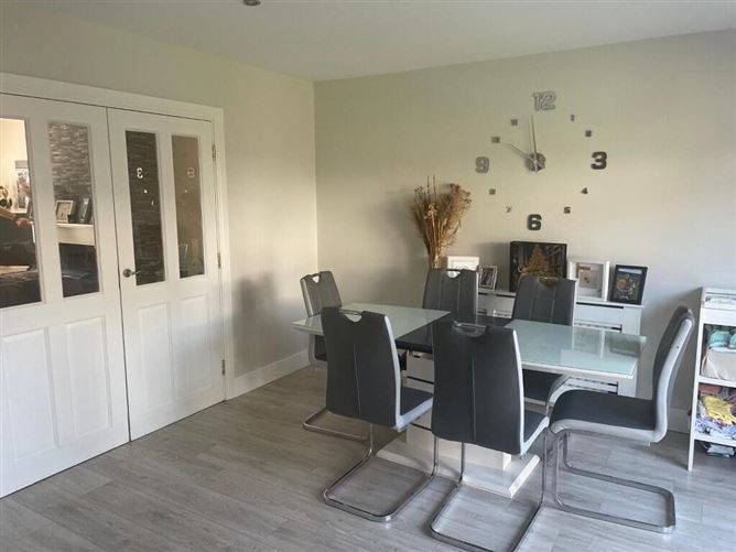 44 Pairc Na Mblath, Ballinroad, Dungarvan, Waterford