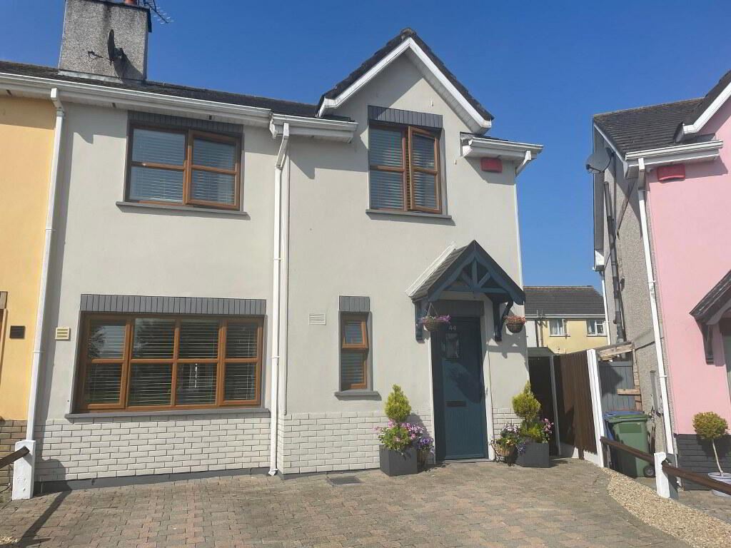 44 Pairc Na Mblath, Ballinroad, Dungarvan, Waterford