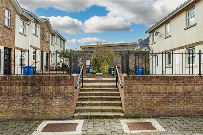 4 Eyre Mews, Newbridge, Kildare