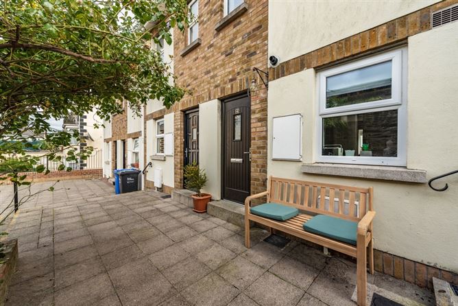 4 Eyre Mews, Newbridge, Kildare