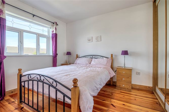 Photo 11 of 21 — 8 Grange Park Close, Raheny, Dublin 5