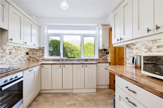 Photo 7 of 21 — 8 Grange Park Close, Raheny, Dublin 5