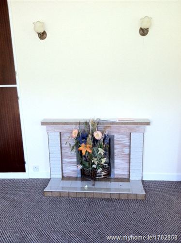 Roselawn Drive Knockroe, Castlerea, Co. Roscommon