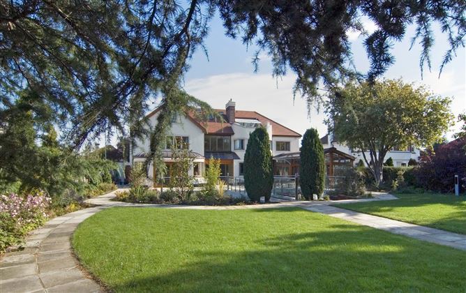 Glenart, 7 Hillside Drive, Castle Park, Rathfarnham, Dublin 14