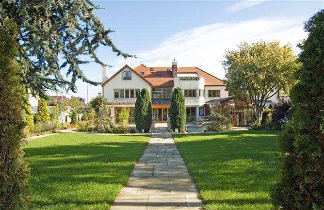 Glenart, 7 Hillside Drive, Castle Park, Rathfarnham, Dublin 14