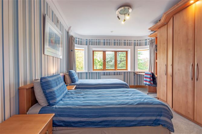 Glenart, 7 Hillside Drive, Castle Park, Rathfarnham, Dublin 14