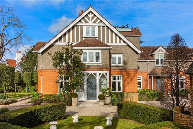 Baile an Mhota, Kerrymount Avenue, Foxrock, Dublin 18