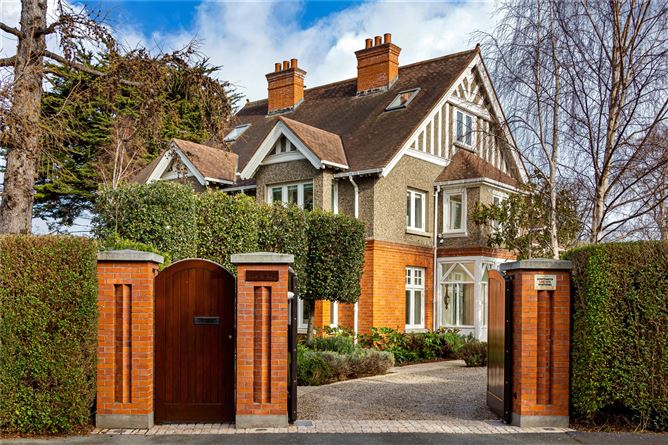 Baile an Mhota, Kerrymount Avenue, Foxrock, Dublin 18