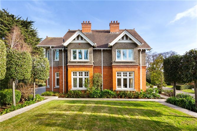 Baile an Mhota, Kerrymount Avenue, Foxrock, Dublin 18