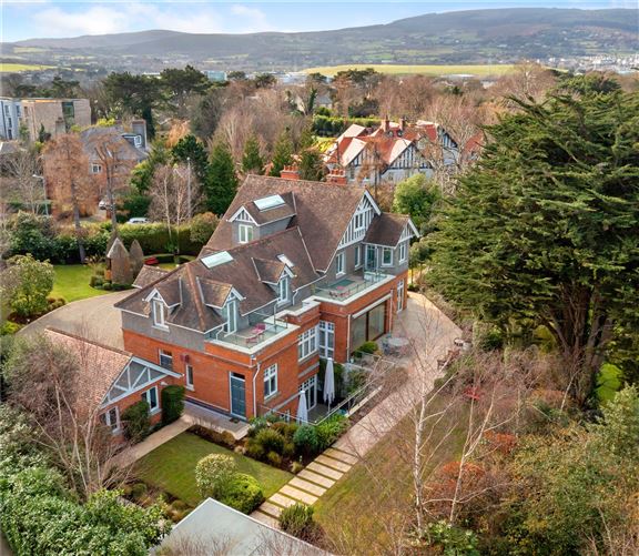 Baile an Mhota, Kerrymount Avenue, Foxrock, Dublin 18