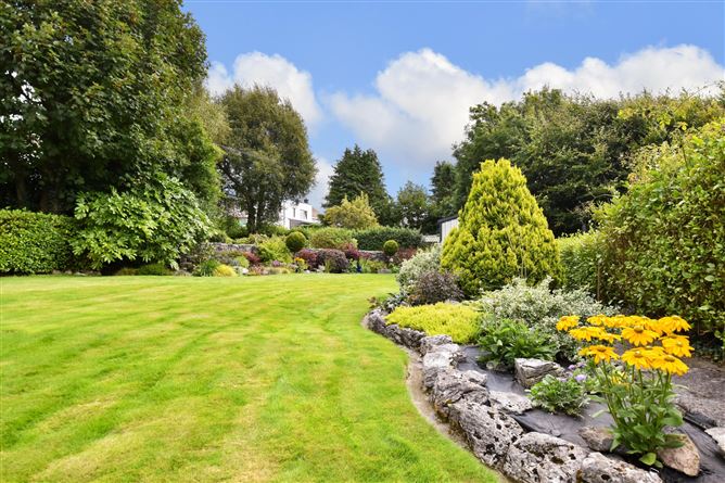 22 Glenard Avenue, Salthill, Galway