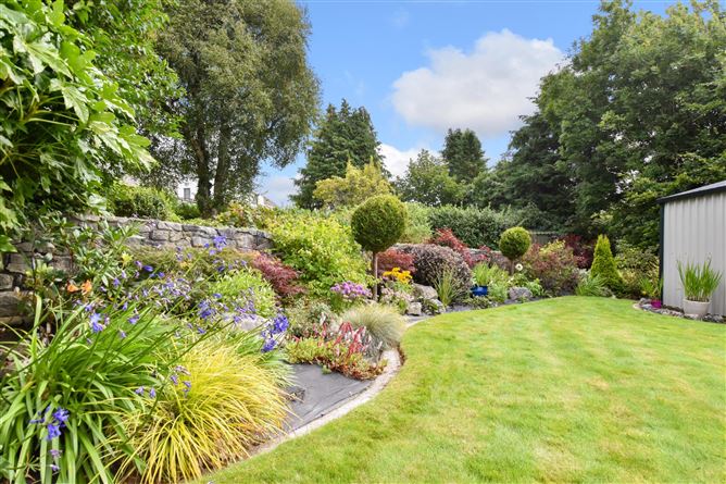 22 Glenard Avenue, Salthill, Galway