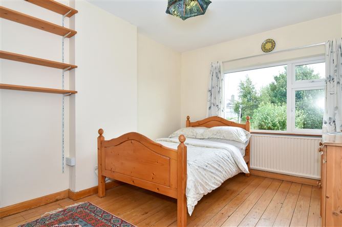 22 Glenard Avenue, Salthill, Galway
