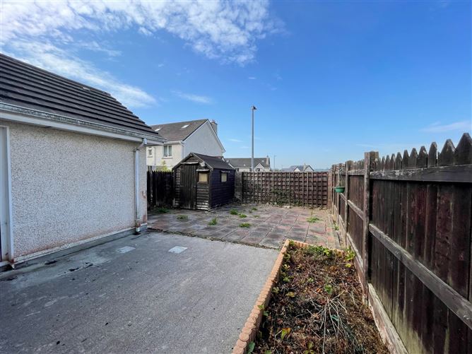 17 Whiteoaks, Clover Hill, Ferney Road, Carrigaline, Cork