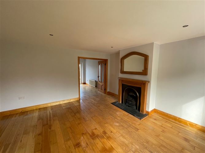17 Whiteoaks, Clover Hill, Ferney Road, Carrigaline, Cork