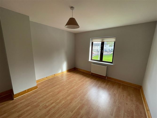 17 Whiteoaks, Clover Hill, Ferney Road, Carrigaline, Cork