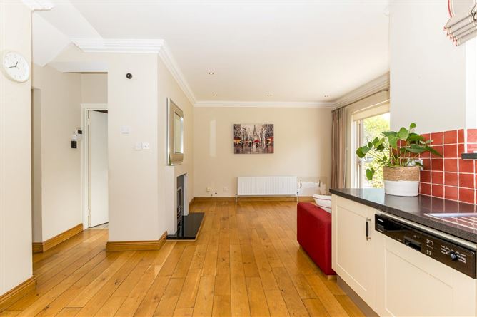 2 The Woodlands, Castleside Drive, Rathfarnham, Dublin 14
