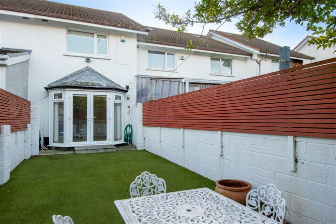 8 Orpen Close, Blackrock, County Dublin