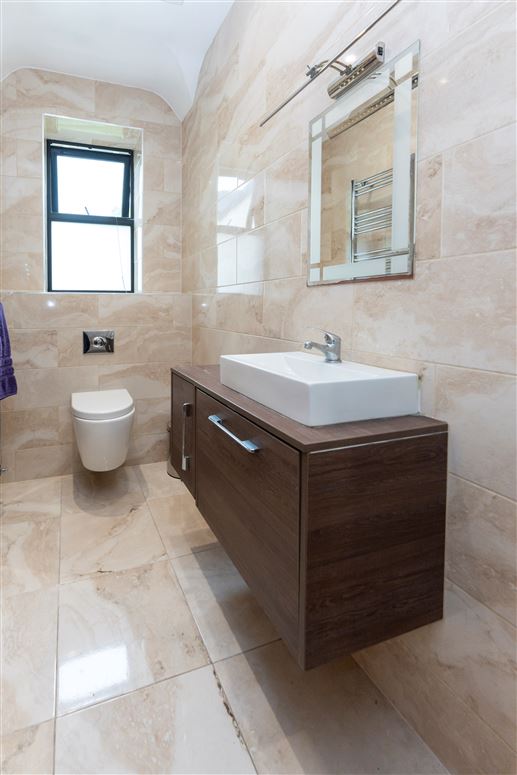 10 Cahairfuiseog, Herbertstown, Limerick