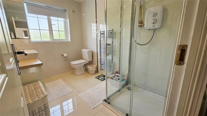 26 Oaklands Park, Ballyjamesduff, Co. Cavan
