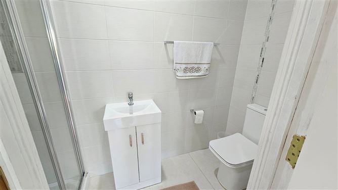 26 Oaklands Park, Ballyjamesduff, Co. Cavan