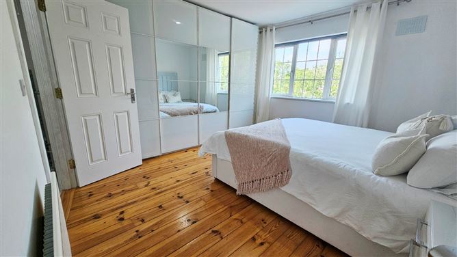 26 Oaklands Park, Ballyjamesduff, Co. Cavan