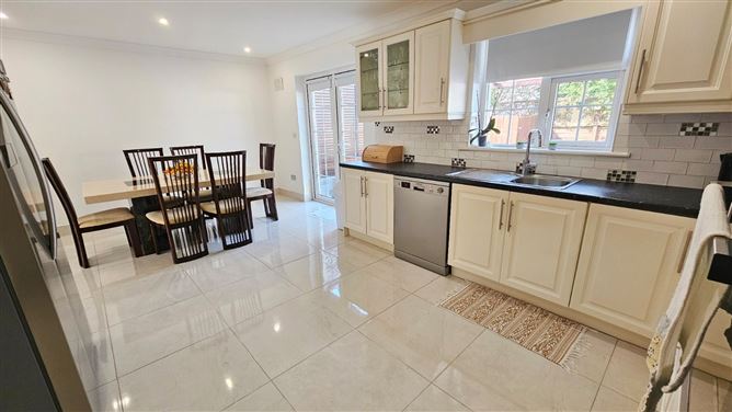 26 Oaklands Park, Ballyjamesduff, Co. Cavan