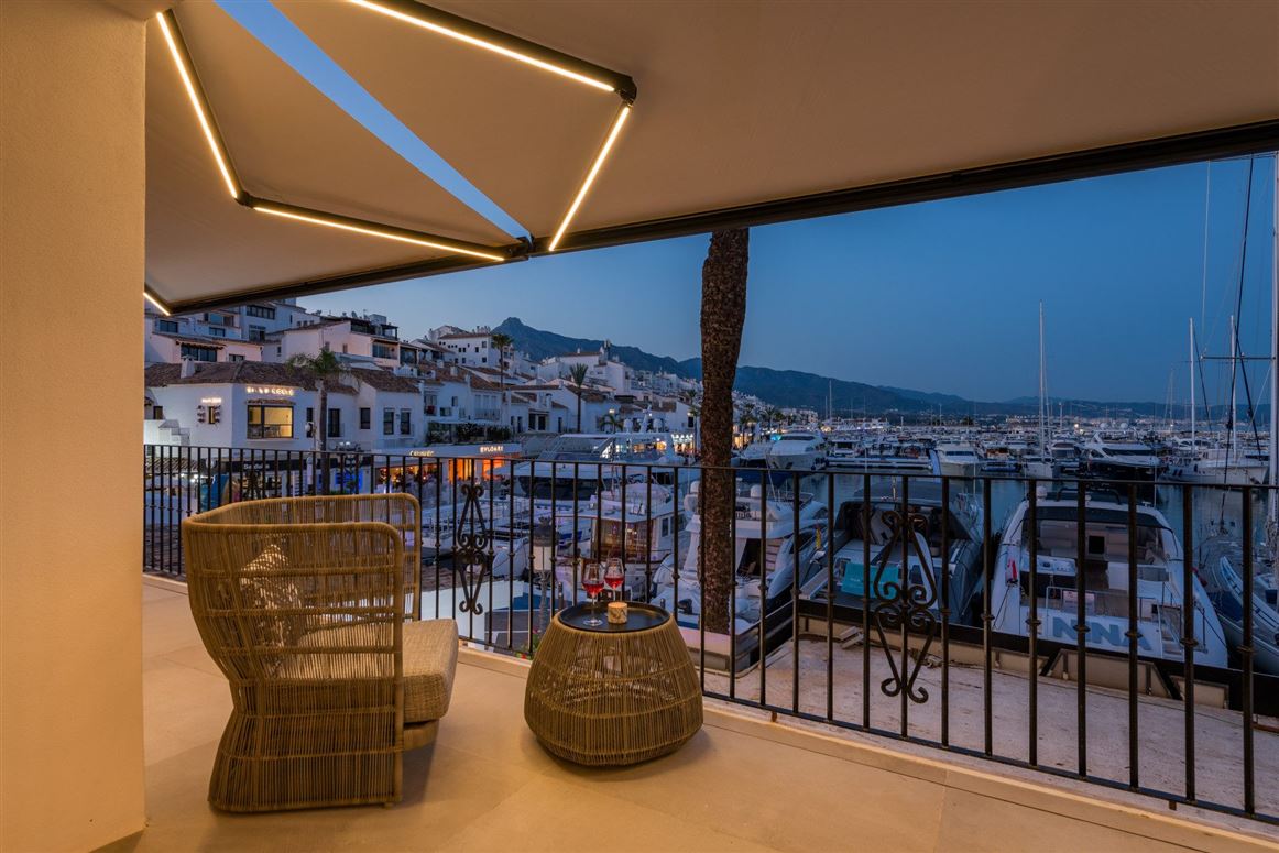 Spain, Marbella, Marbella - Puerto Banus - COSTA-00912P