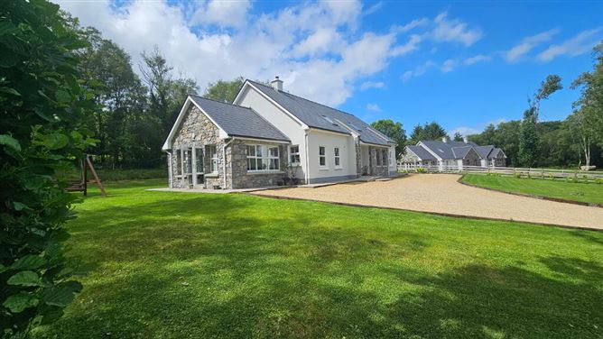 2 Key West, Corrigeenroe, Boyle, Roscommon