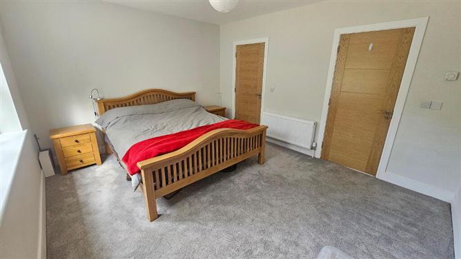 2 Key West, Corrigeenroe, Boyle, Roscommon