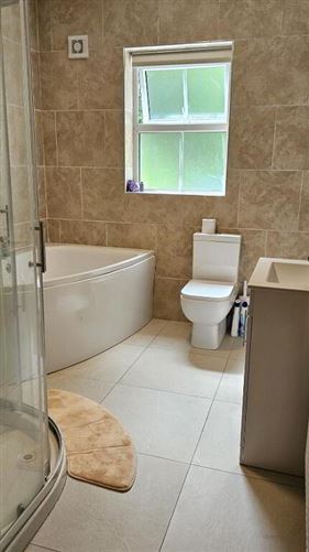 2 Key West, Corrigeenroe, Boyle, Roscommon