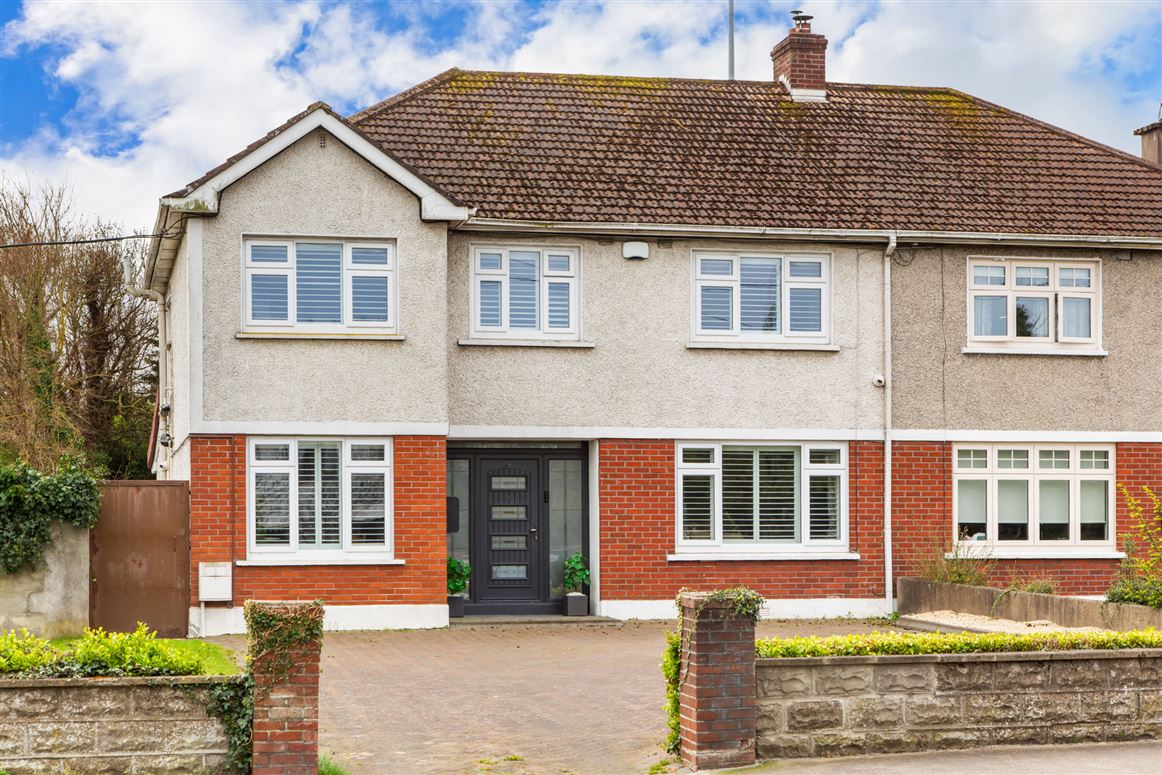 9 Hollyville Terrace, Palmerstowm, Dublin 20