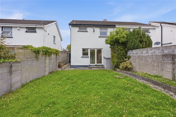 Photo 16 of 17 — 34 Whitethorn Road, Artane, Dublin 5